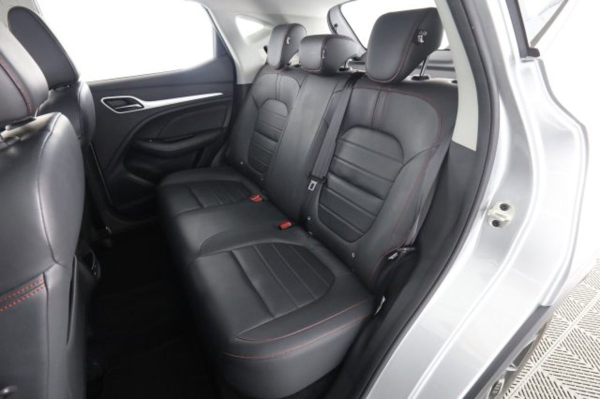 Mg ZS ZS 1.5 Luxury (3)
