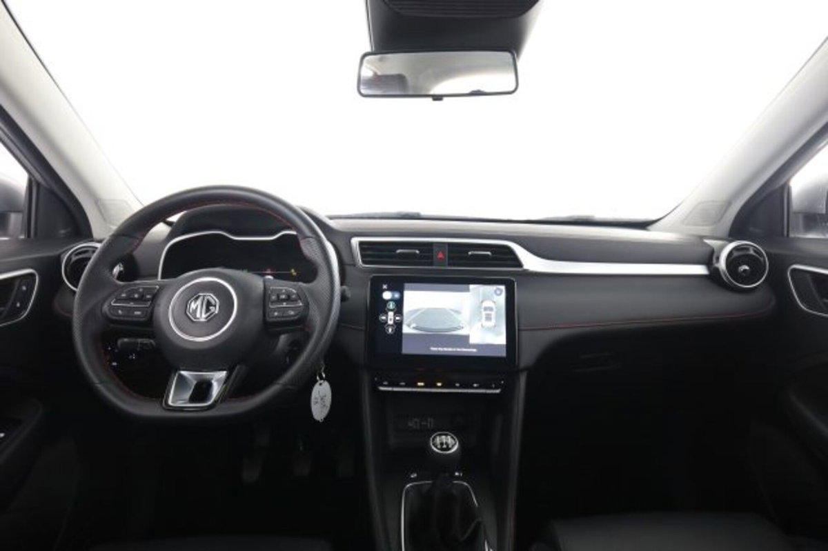 Mg ZS ZS 1.5 Luxury (4)