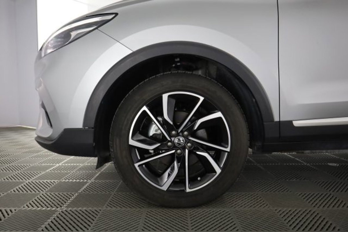 Mg ZS ZS 1.5 Luxury (8)