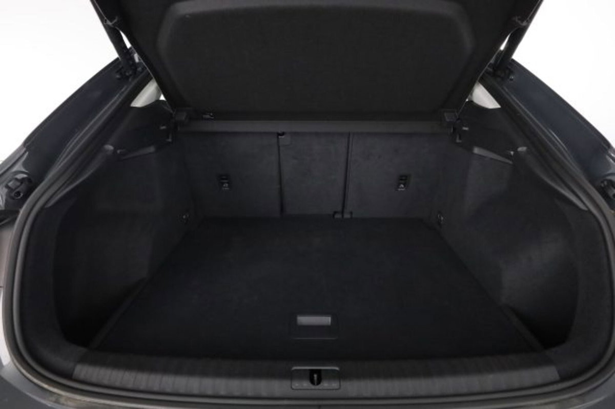 Audi Q3 Sportback 35 TDI quattro S tronic Business Plus (6)