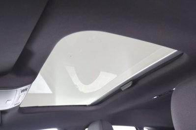 Volkswagen Taigo 1.0 tsi R-Line 115cv (13)