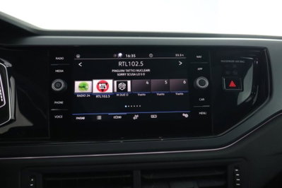 Volkswagen Taigo 1.0 tsi R-Line 115cv (11)