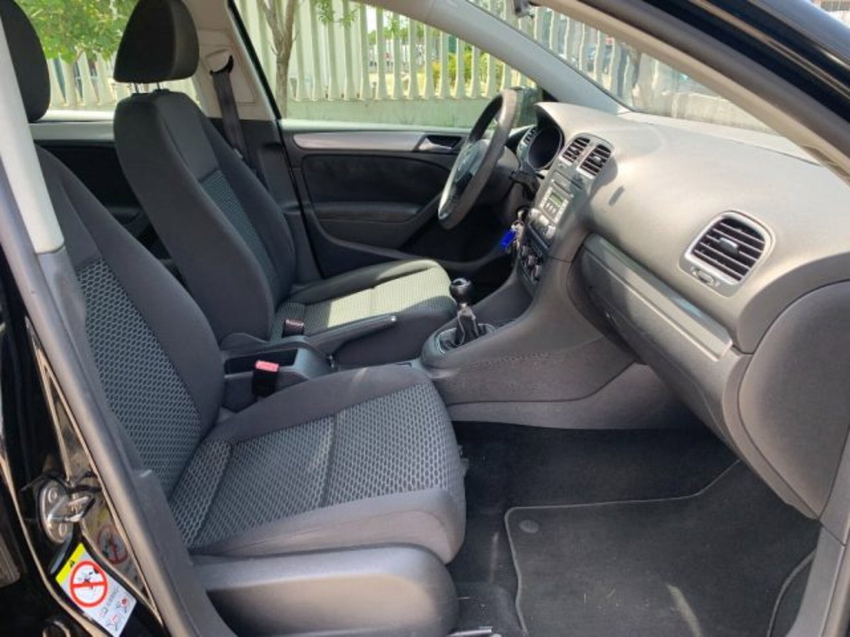 Volkswagen Golf 1.4 5p. United (12)
