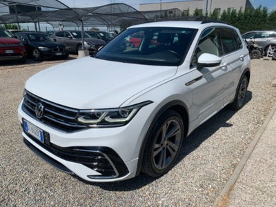 Volkswagen Tiguan 2.0 TDI 150 CV SCR DSG 4MOTION R-Line usata