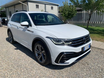 Volkswagen Tiguan 2.0 TDI 150 CV SCR DSG 4MOTION R-Line (3)