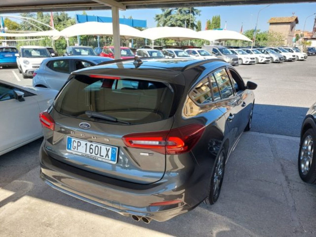 Ford Focus Station Wagon 1.0 EcoBoost Hybrid 155 CV SW ST-Line (4)