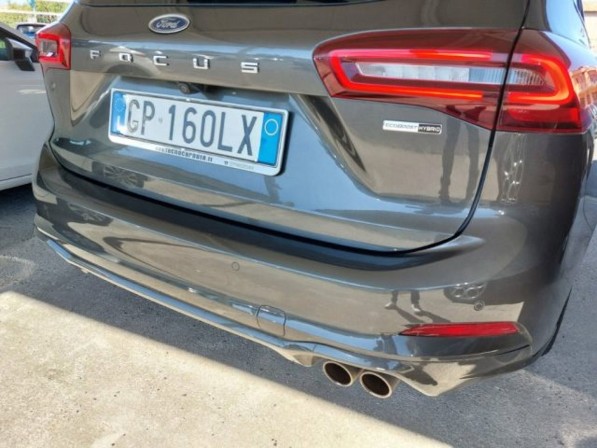 Ford Focus Station Wagon 1.0 EcoBoost Hybrid 155 CV SW ST-Line (5)