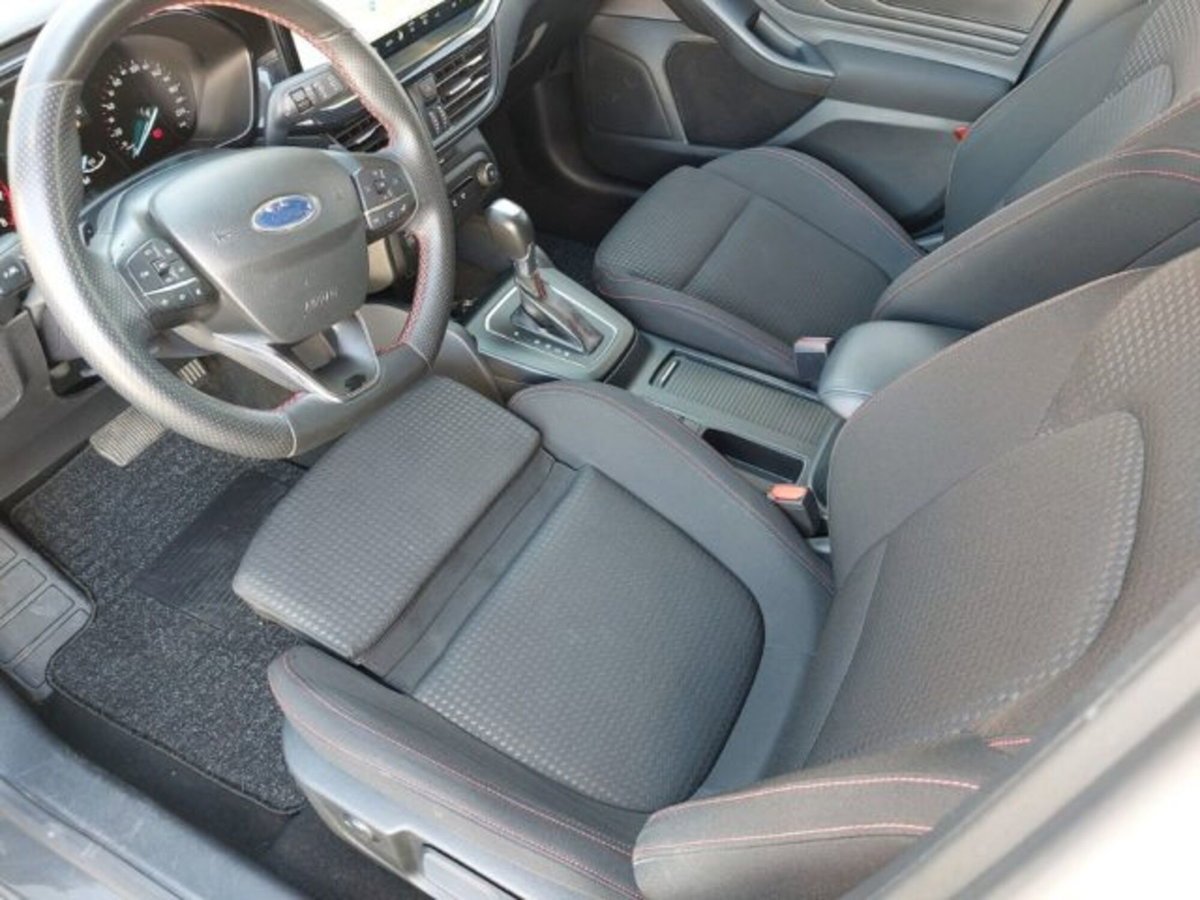 Ford Focus Station Wagon 1.0 EcoBoost Hybrid 155 CV SW ST-Line (8)