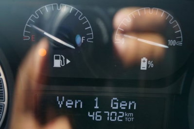 Lancia Ypsilon 1.0 FireFly 5 porte S&S Hybrid Ecochic Gold (9)