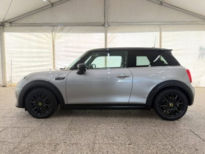 MINI Mini Cooper SE Classic (3)