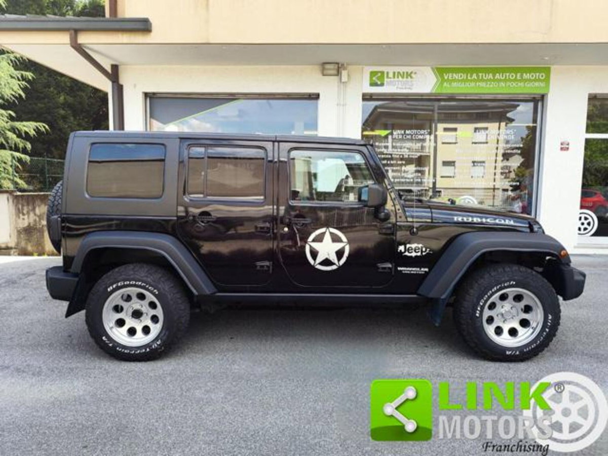 Jeep Wrangler Unlimited 2.8 CRD DPF Rubicon Auto (12)