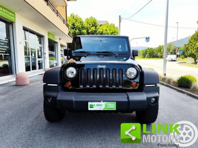 Jeep Wrangler Unlimited 2.8 CRD DPF Rubicon Auto (2)