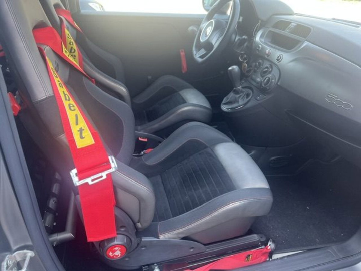 Abarth 695 695 1.4 Turbo T-Jet 190 CV Biposto (10)