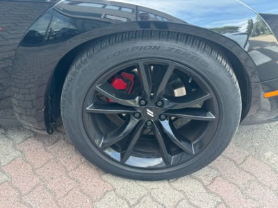 Dodge Challenger 3.6 V6 SXT awd 309cv at8 (8)