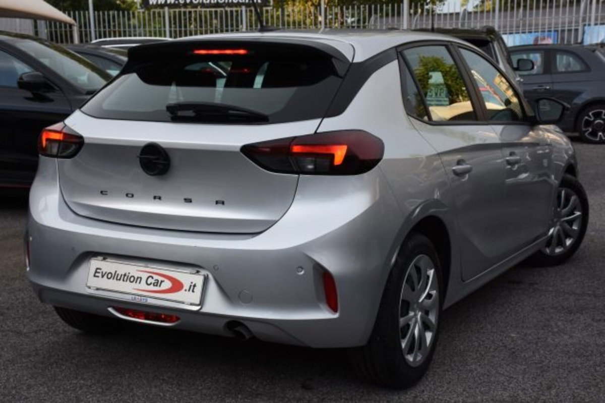 Opel Corsa 1.2 100 CV Edition (3)