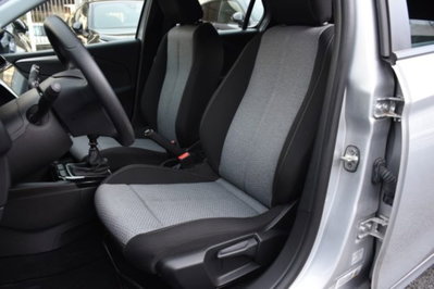 Opel Corsa 1.2 100 CV Edition (6)