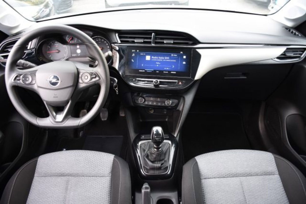 Opel Corsa 1.2 100 CV Edition (8)