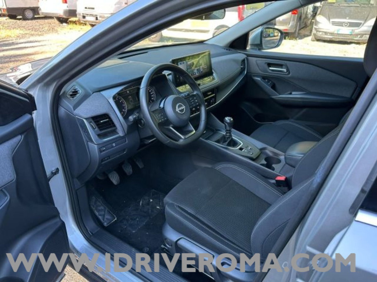 Nissan Qashqai 1.3 mhev Acenta 2wd 140cv (9)