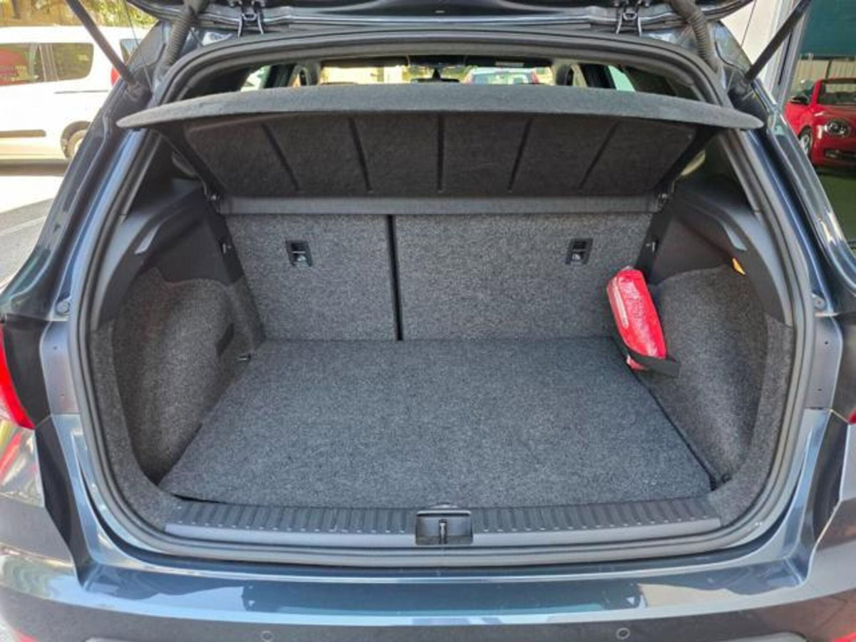 SEAT Arona 1.0 TGI FR (12)