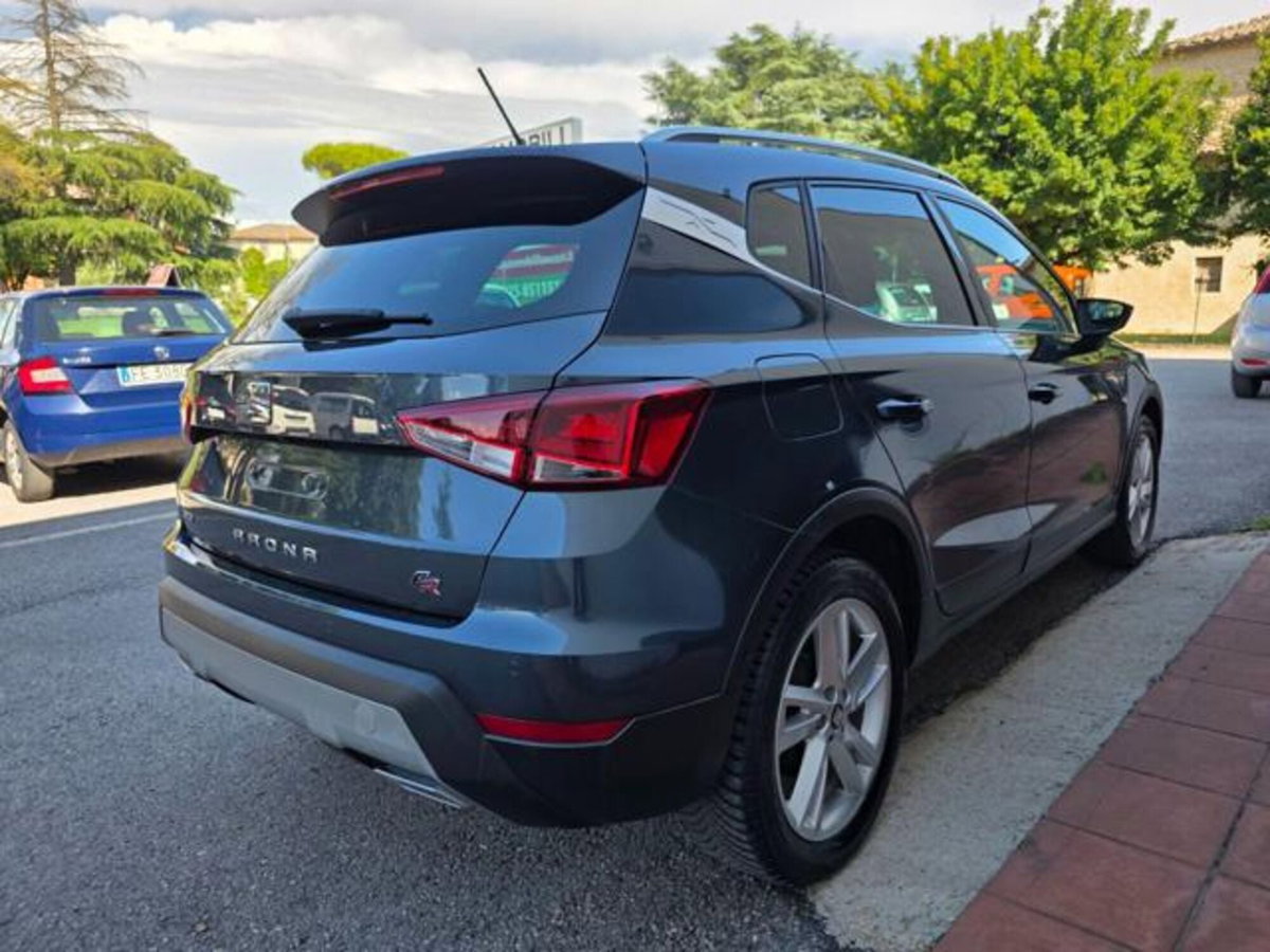 SEAT Arona 1.0 TGI FR (6)