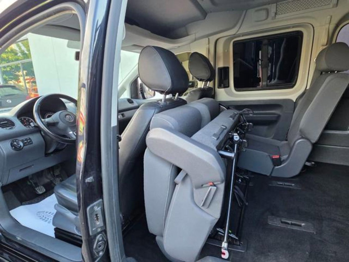 Volkswagen Caddy 2.0 Ecofuel 5p. Highline Maxi (12)