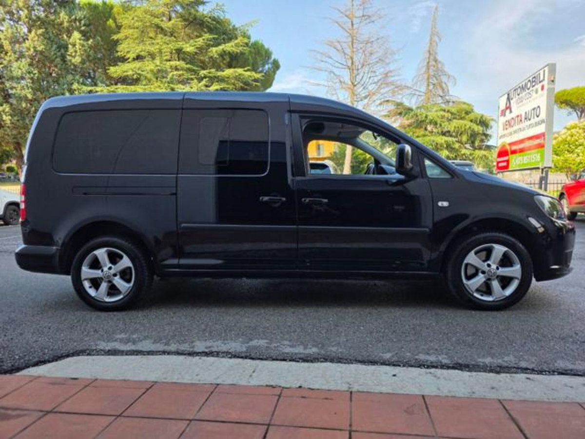 Volkswagen Caddy 2.0 Ecofuel 5p. Highline Maxi (9)