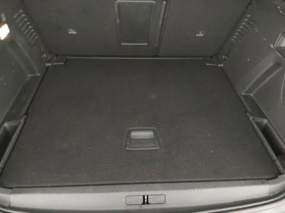 Peugeot 3008 BlueHDi 130 S&S EAT8 Allure Pack (17)