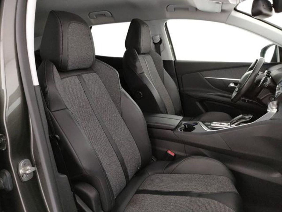 Peugeot 3008 BlueHDi 130 S&S EAT8 Allure Pack (6)