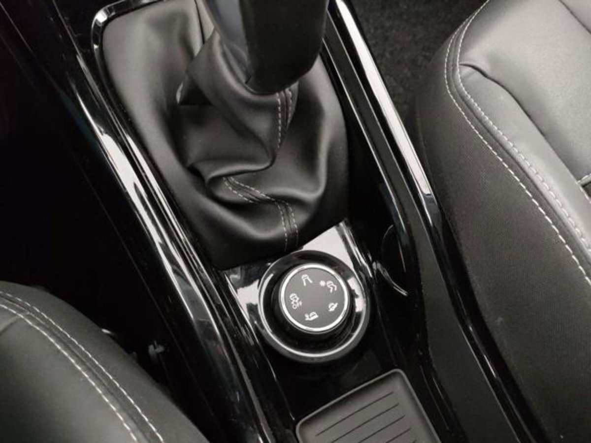 Peugeot 2008 Turbo 110 S&S Allure (15)