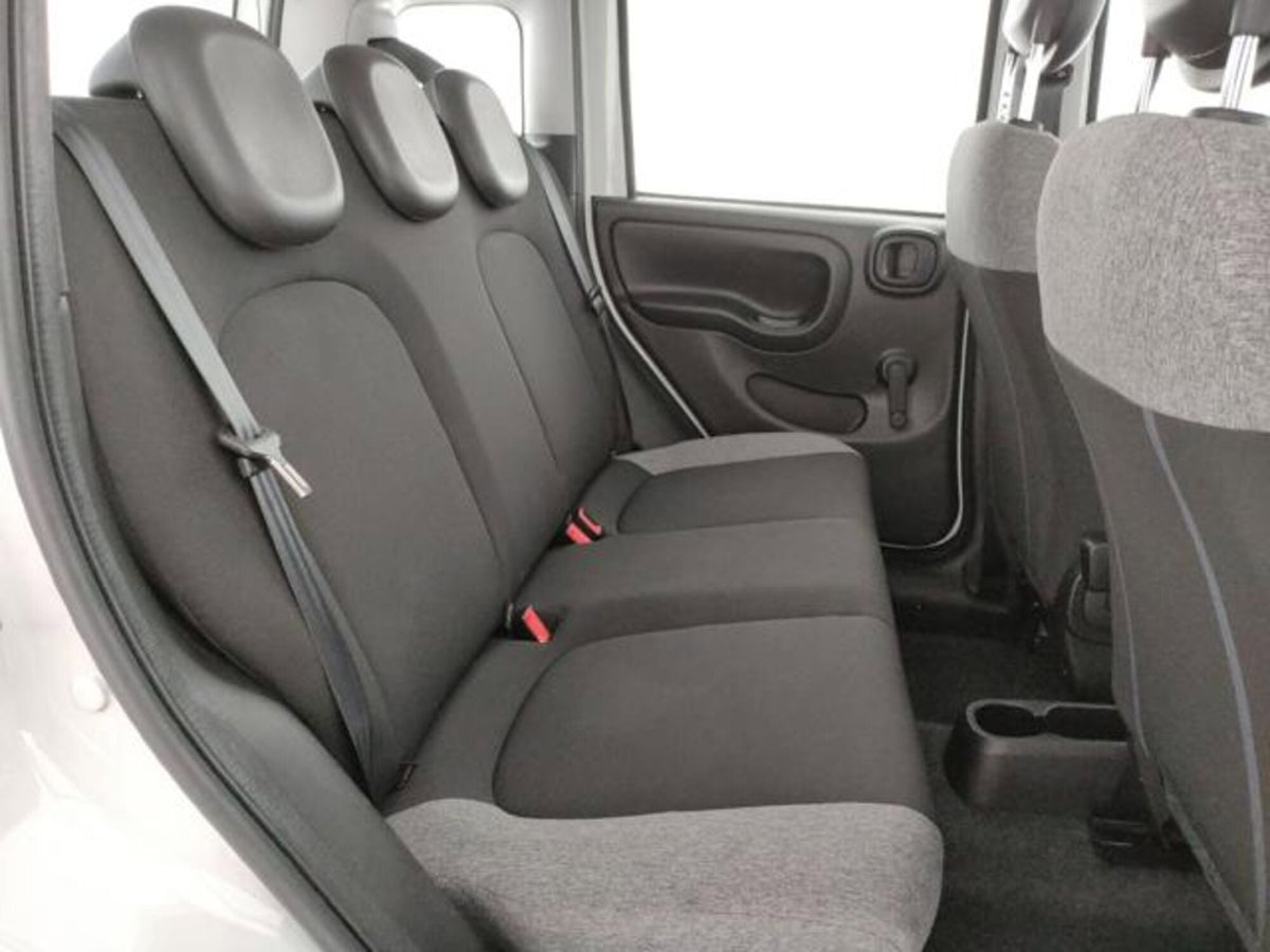 Fiat Panda 1.0 firefly hybrid s&s 70cv (12)