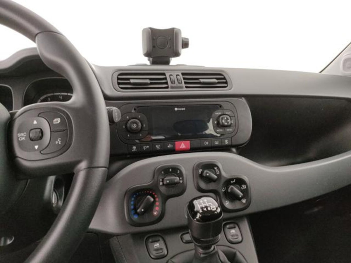 Fiat Panda 1.0 firefly hybrid s&s 70cv (9)