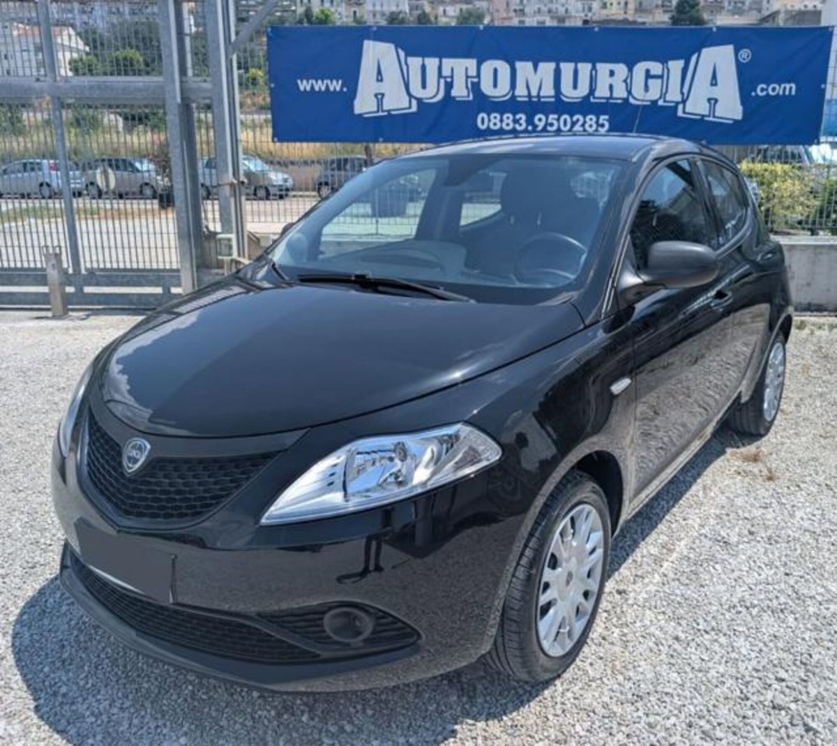 Lancia Ypsilon 1.2 69 CV 5 porte Elefantino Blu