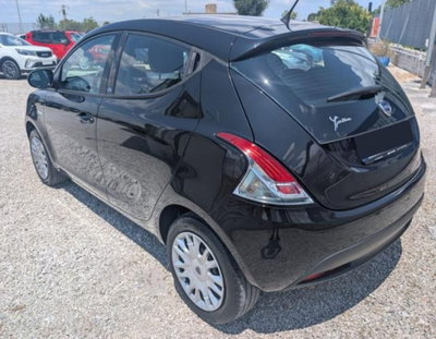 Lancia Ypsilon 1.2 69 CV 5 porte Elefantino Blu (3)