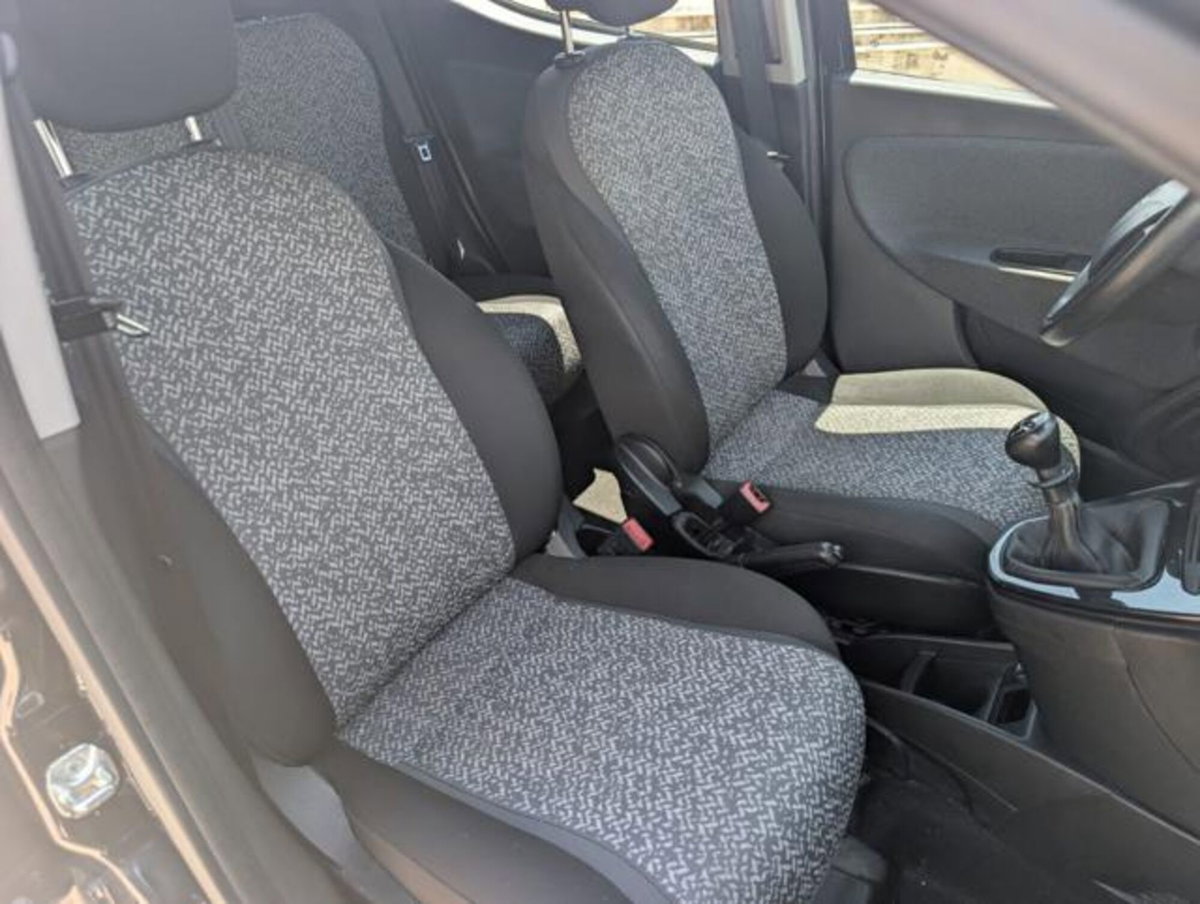 Lancia Ypsilon 1.2 69 CV 5 porte Elefantino Blu (9)