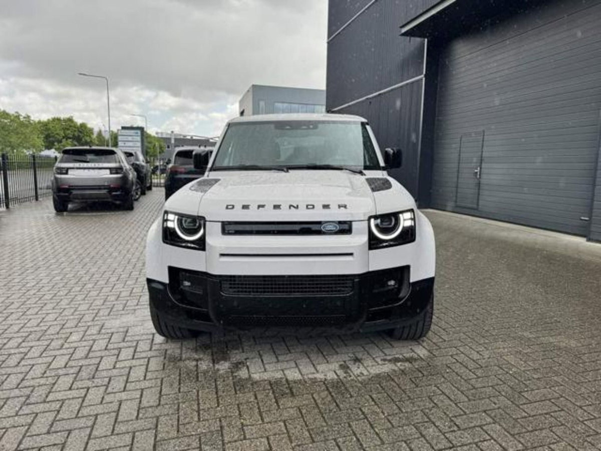 Land Rover Defender 110 3.0d mhev X-Dynamic HSE awd 350cv auto 7p.ti