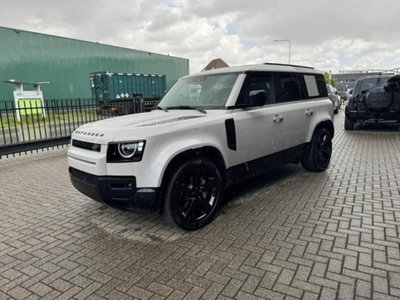 Land Rover Defender 110 3.0d mhev X-Dynamic HSE awd 350cv auto 7p.ti (4)