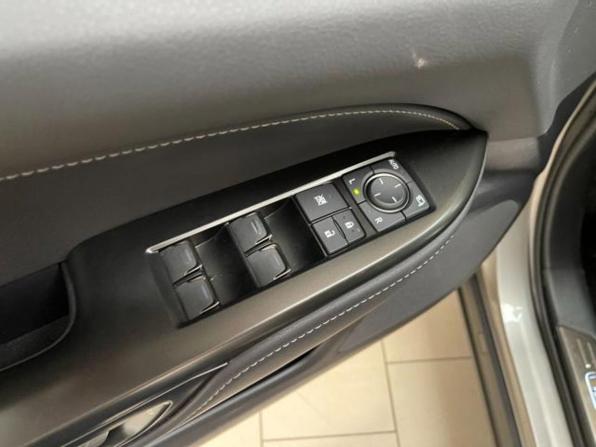 Lexus NX 350h 2.5 Luxury 4wd e-cvt (12)
