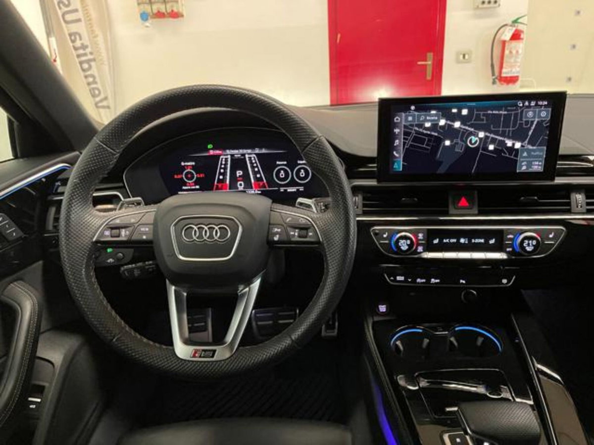 Audi RS 4 Avant 4 2.9 TFSI quattro tiptronic (19)