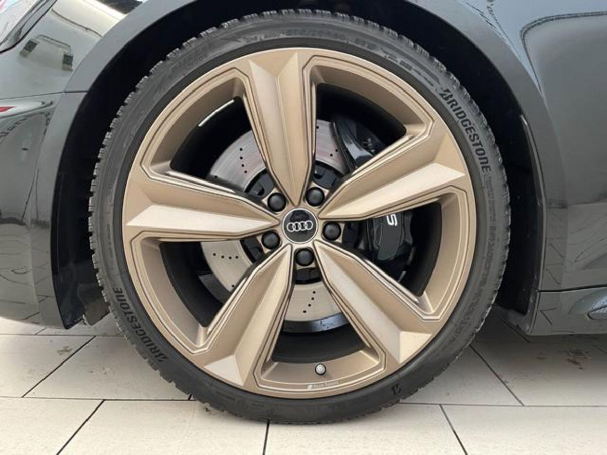 Audi RS 4 Avant 4 2.9 TFSI quattro tiptronic (9)