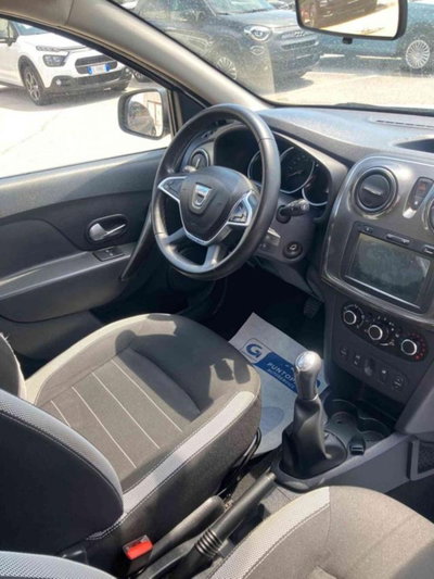 Dacia Sandero Stepway 1.5 Blue dCi 95 CV Comfort (10)