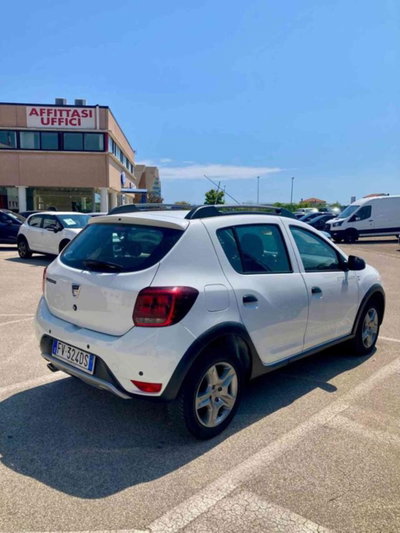 Dacia Sandero Stepway 1.5 Blue dCi 95 CV Comfort (4)