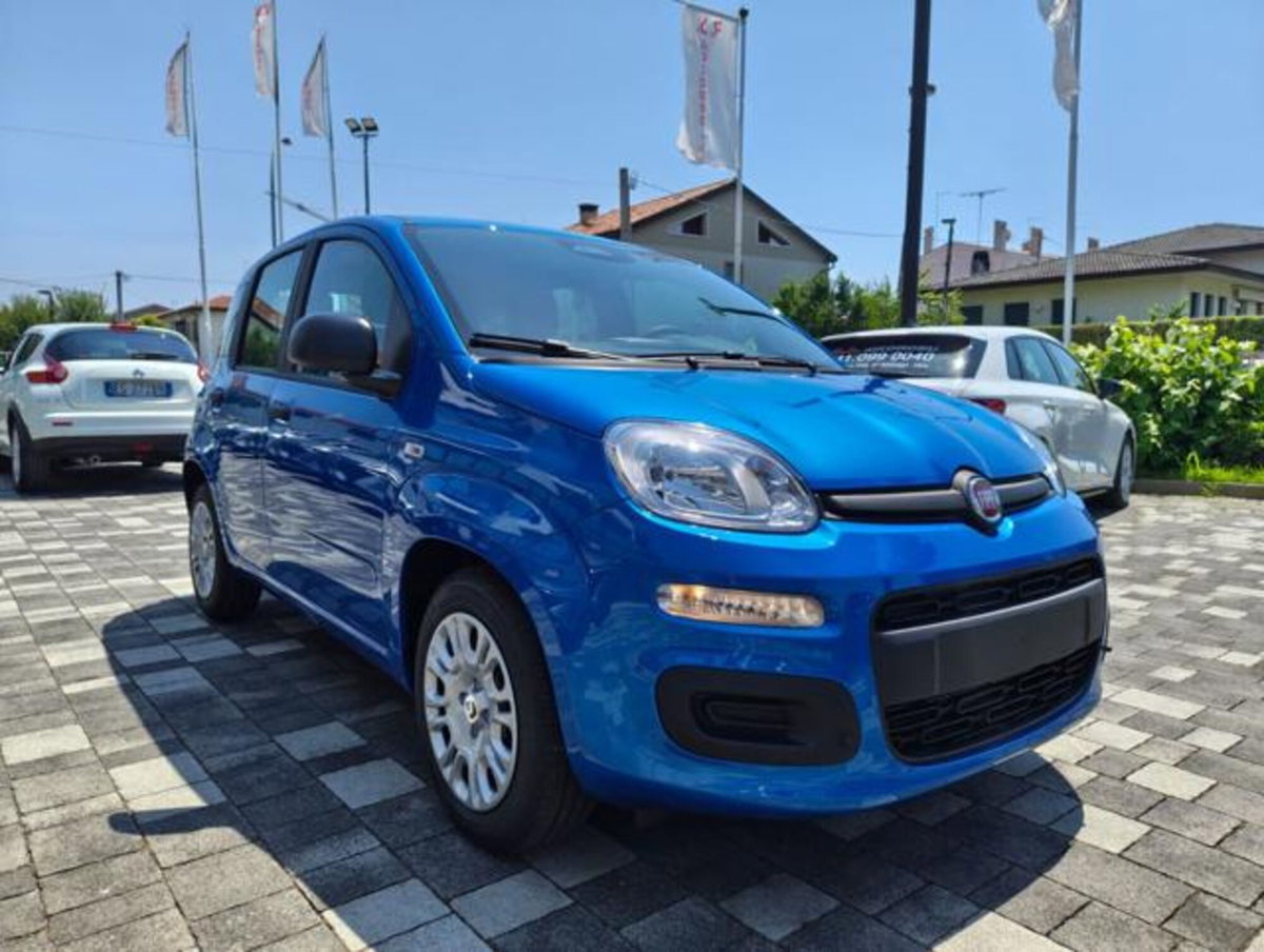 Fiat Panda 1.0 firefly hybrid s&s 70cv (2)