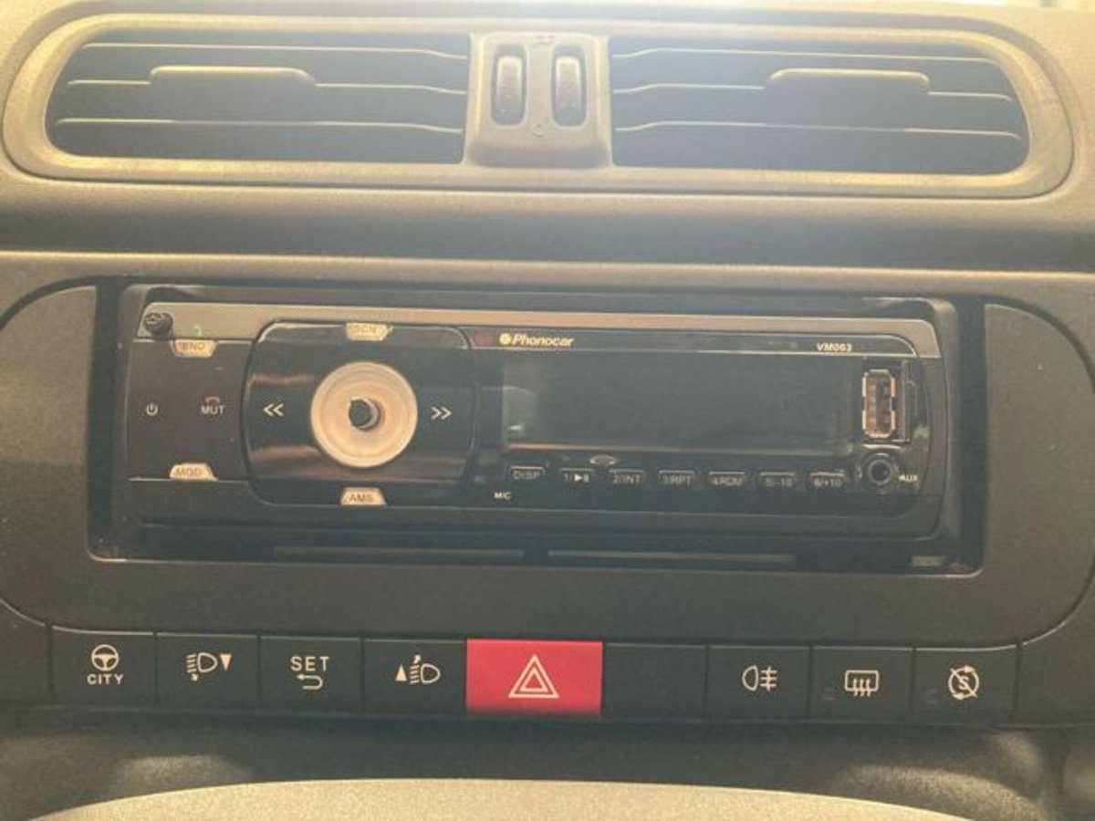 Fiat Panda 1.0 firefly hybrid s&s 70cv 5p.ti (11)