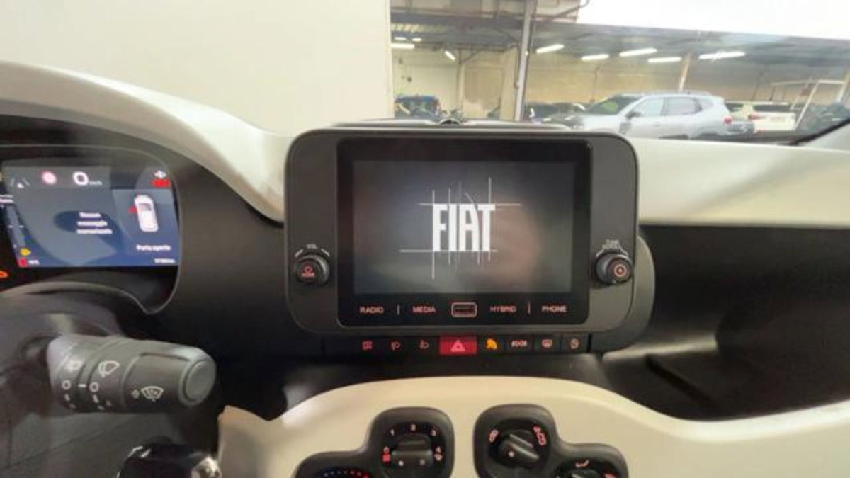 Fiat Pandina 1.0 firefly hybrid s&s 70cv (5)