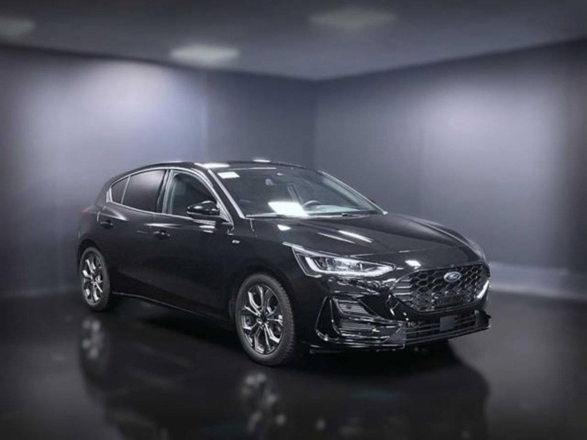 Ford Focus 1.5 EcoBlue 115 CV automatico 5p. ST-Line Style (2)