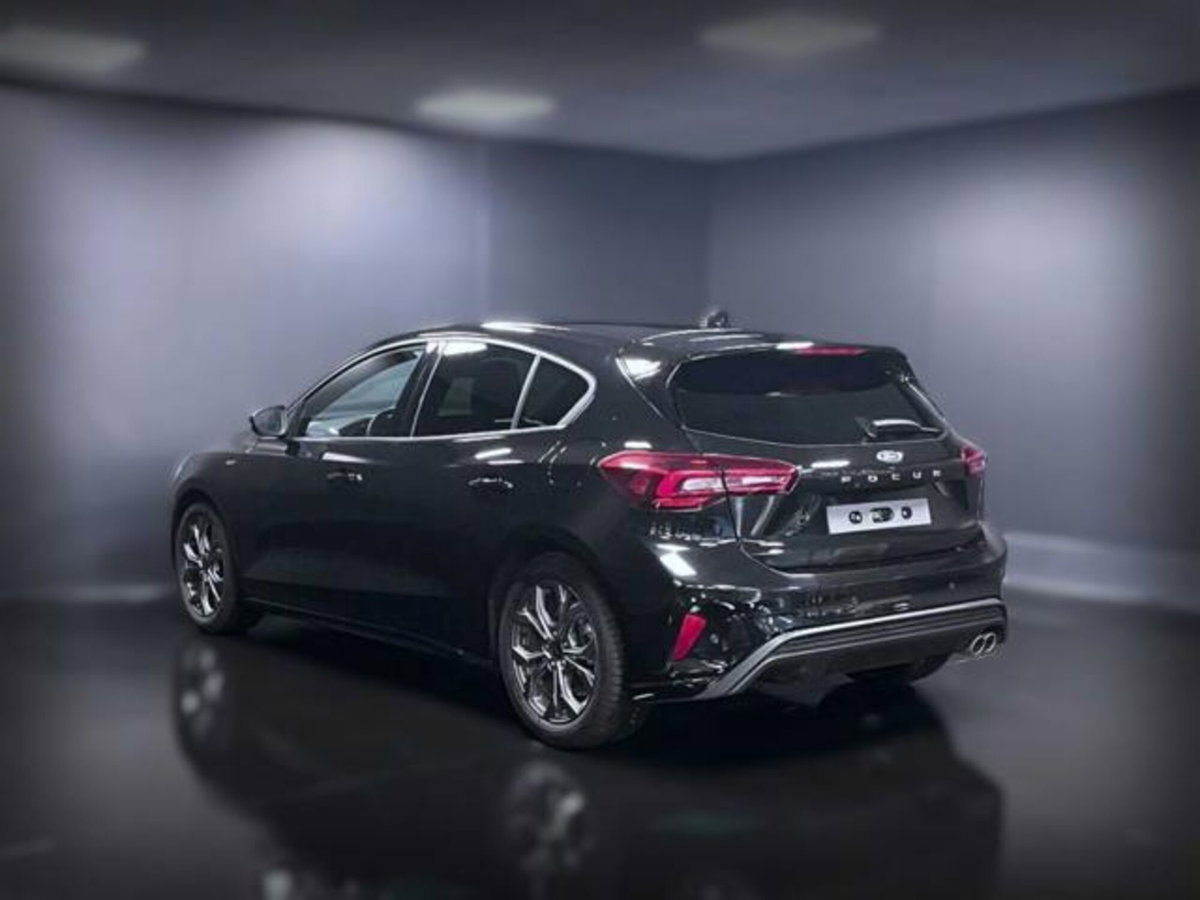 Ford Focus 1.5 EcoBlue 115 CV automatico 5p. ST-Line Style (3)