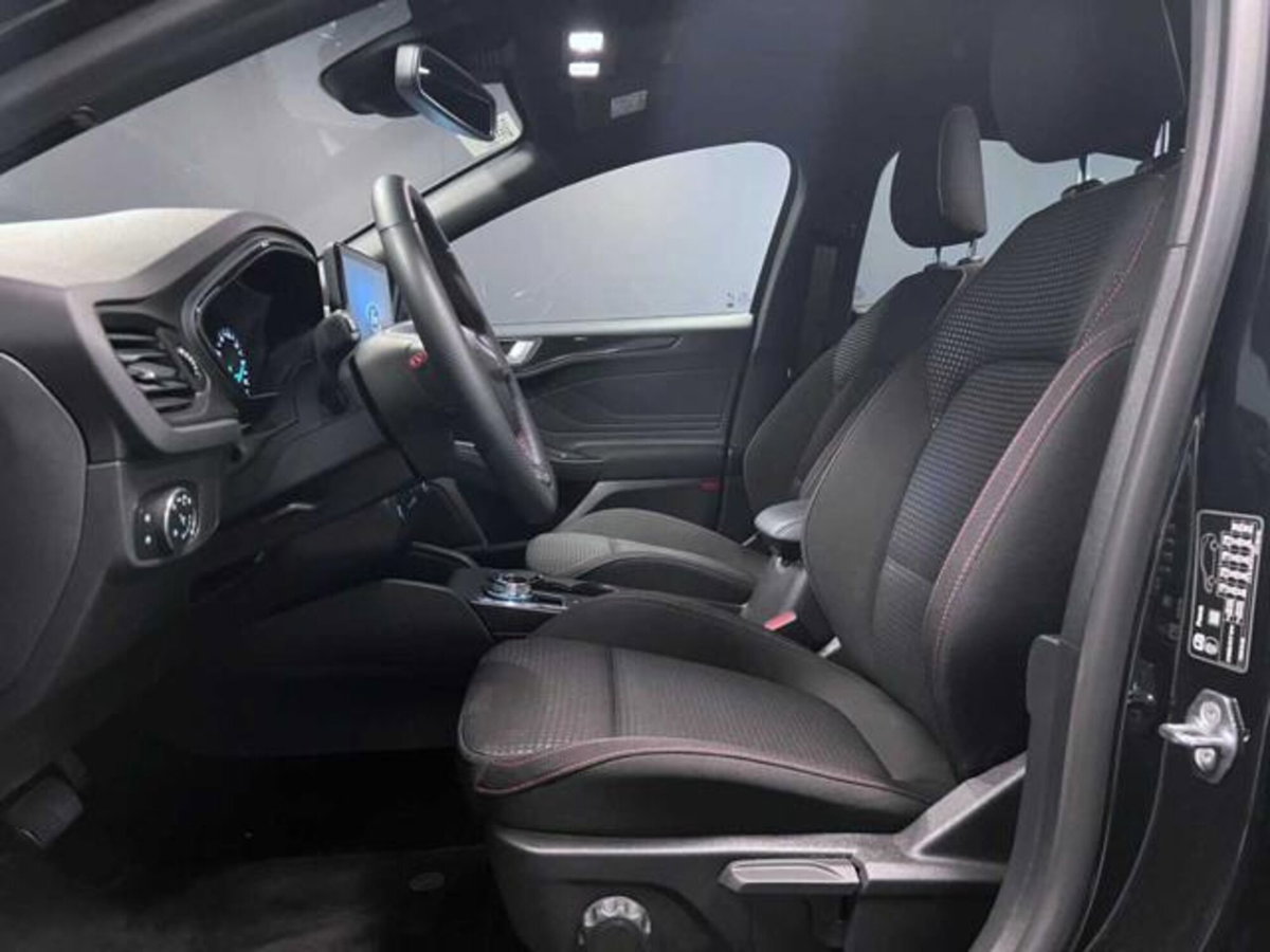 Ford Focus 1.5 EcoBlue 115 CV automatico 5p. ST-Line Style (5)