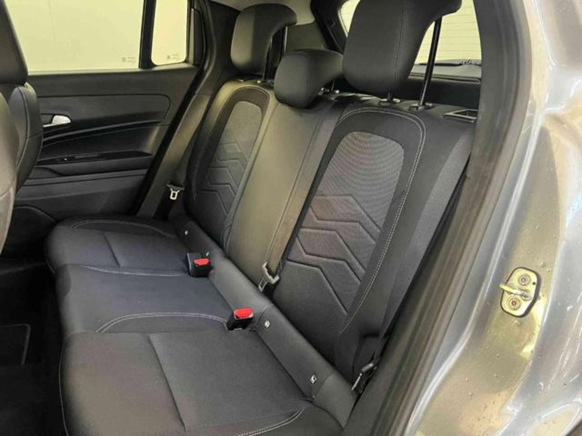 Jeep Avenger 1.2 turbo Summit fwd 100cv (6)