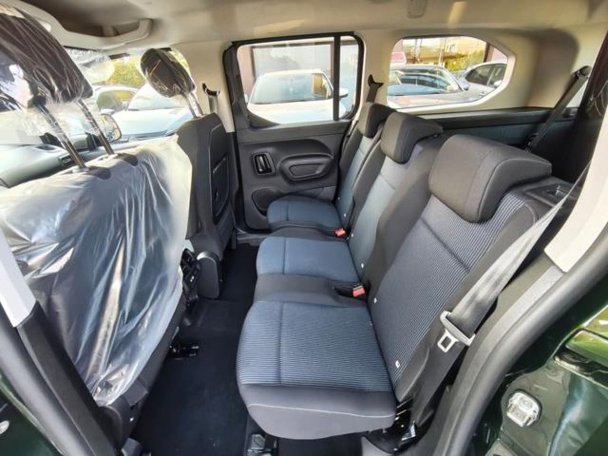 Fiat Qubo 1.5 d La Prima 130cv at8 (13)
