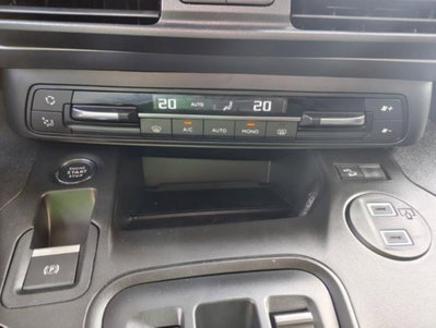 Fiat Qubo 1.5 d La Prima 130cv at8 (9)